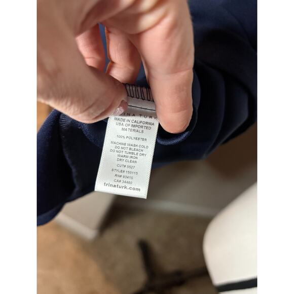 Trina Turk Banning Sleeveless Tank Top ZIP front size Small Petite - Picture 4 of 6